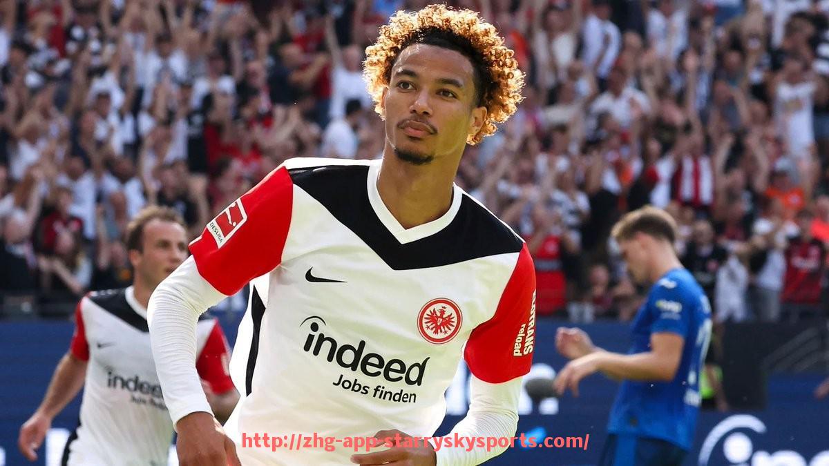 星空体育app-世俱杯传球方向选择与成功率的相关性数据图谱